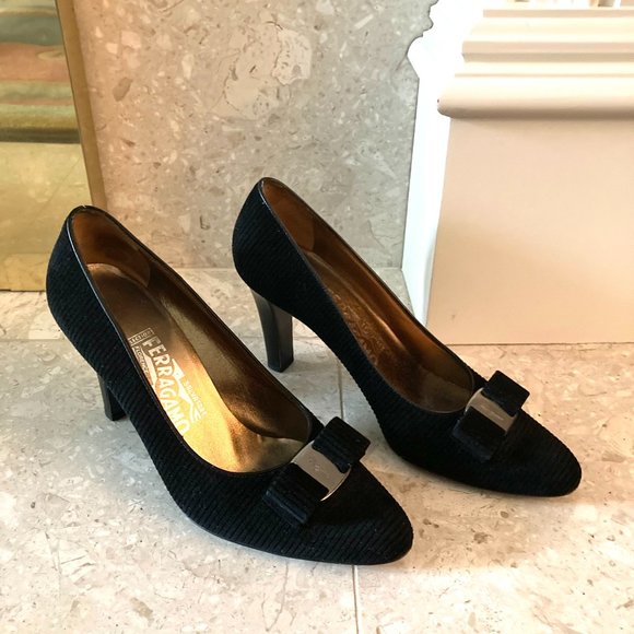 Vintage Salvatore Ferragamo - Picture 3 of 5